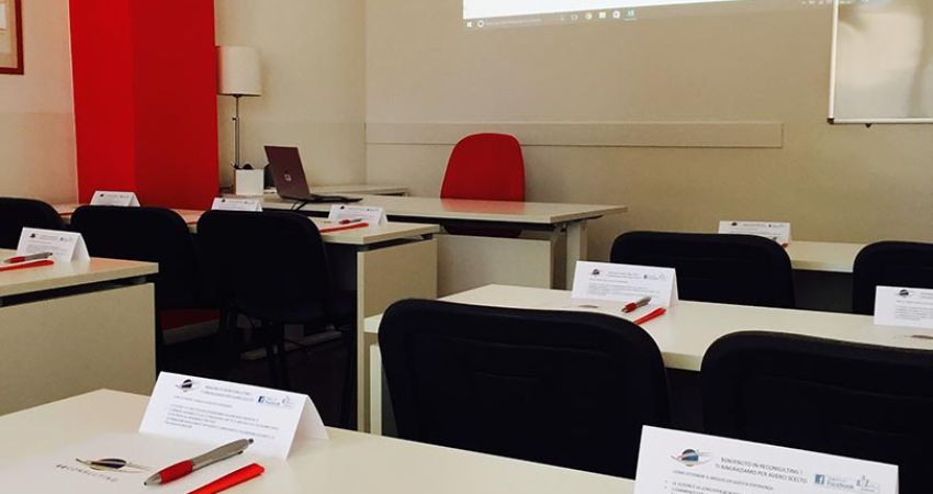 Corso di sicurezza sul lavoro in aula a Milano con docente esperto